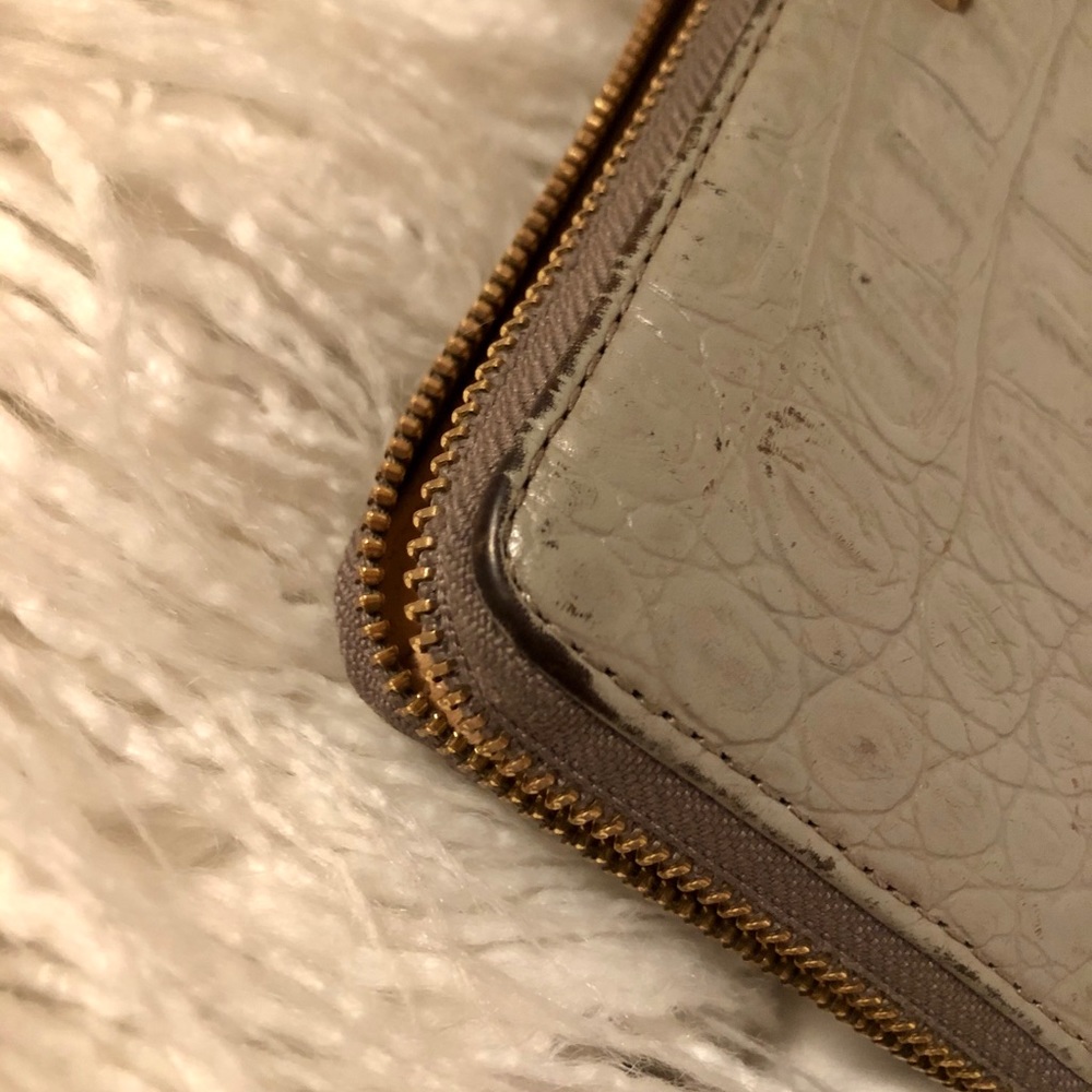 Kate Spade Wallet - Picture 6 of 7